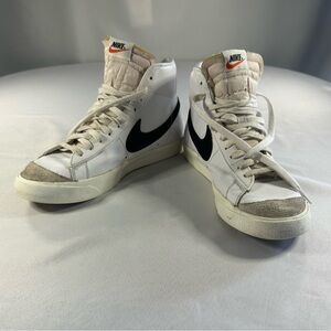 Nike • Blazer White Leather High Tops Black Swoosh Men’s 10.5 Women’s Size 12
